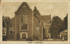 604774 Gezicht op de Janskerk (Janskerkhof) te Utrecht.